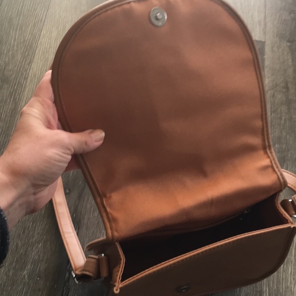 Deb and Dave brown faux leather Crossbody bag - Picture 4 of 6